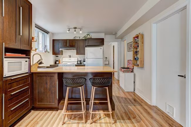170 De Chantle Rd San Antonio, TX 78201 photo 2
