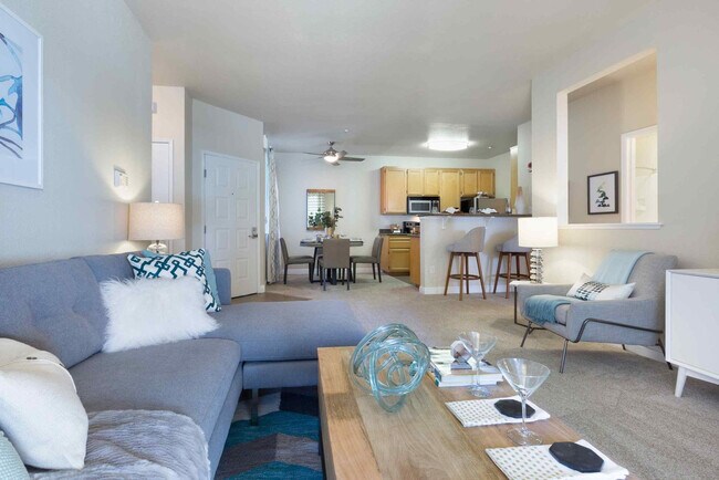 719 Daffodil Ct Sunnyvale, CA 94086 photo 2