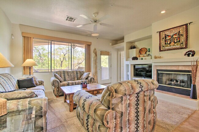11500 E COCHISE Drive photo 2