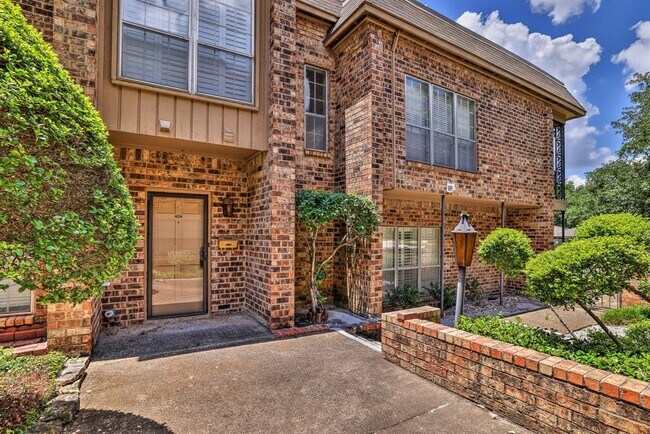 4321 Bellaire Drive South, Fort Worth, TX 76109 photo 5