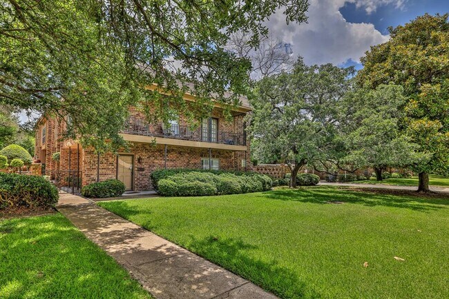 4321 Bellaire Drive South, Fort Worth, TX 76109 photo 3