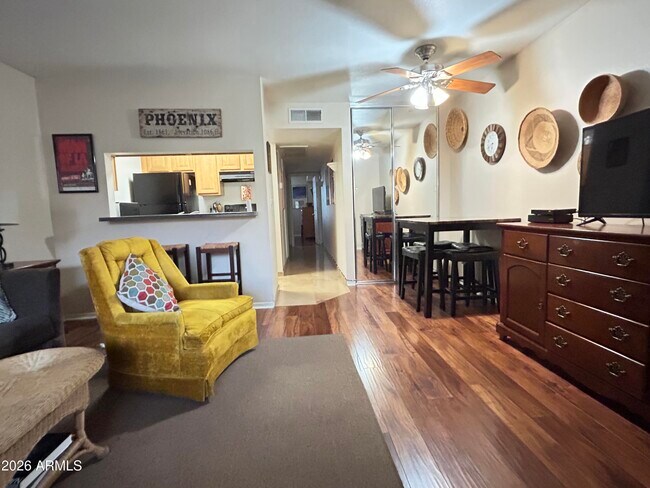 14203 N 19th Ave Phoenix, AZ 85023 photo 5