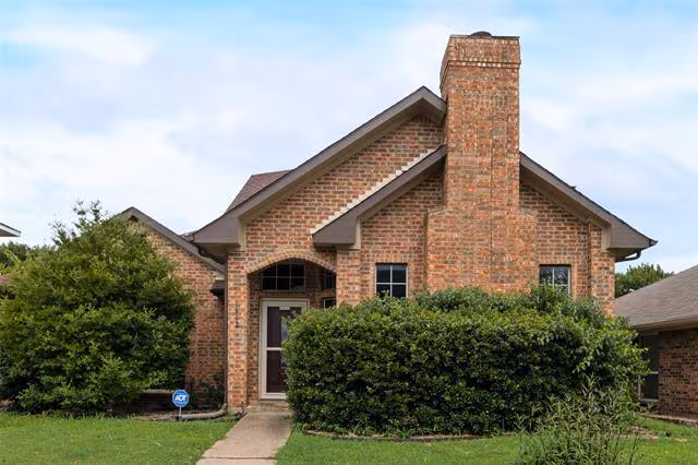 1632 Tuley St Cedar Hill, TX 75104 photo 3