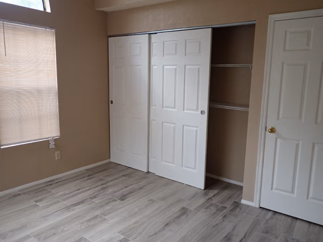2333 E Southern Ave Tempe, AZ 85282 photo 5