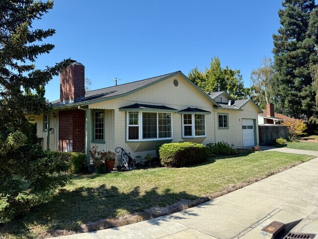 1043 Oregon Avenue, Palo Alto, CA 94303 photo 3