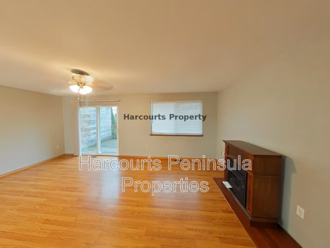 3807 Maple Ave Bremerton, WA 98310 photo 4