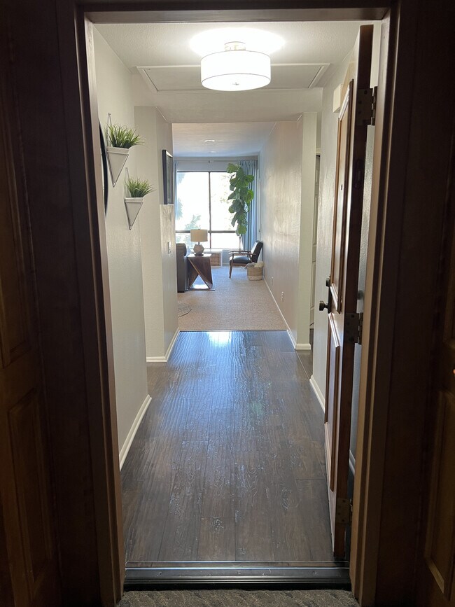 5805 Friars Rd San Diego, CA 92110 photo 3