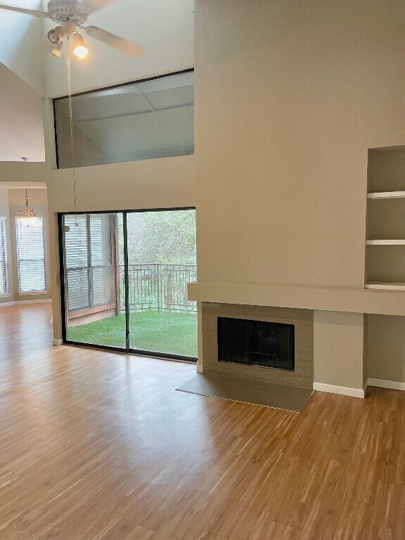 4711 Spicewood Springs Rd Austin, TX 78759 photo 2