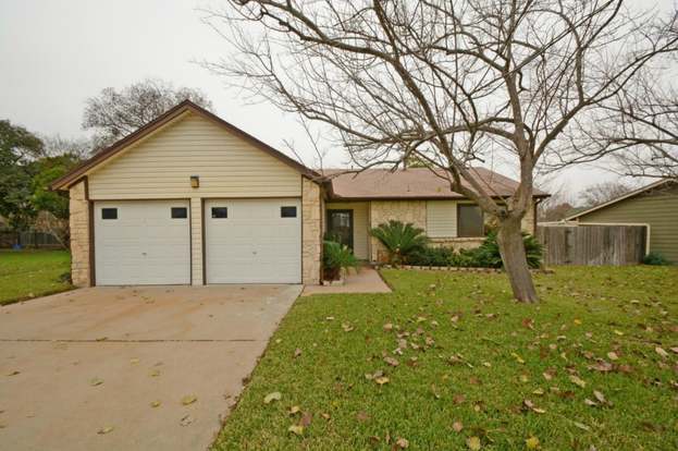 2114 Brandywine Ln Austin, TX 78727 photo 2