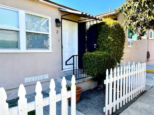 4120 Gamma St San Diego, CA 92113 photo 2