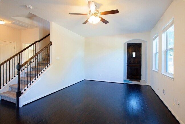 8406 Nicola Trail Austin, TX 78745 photo 5