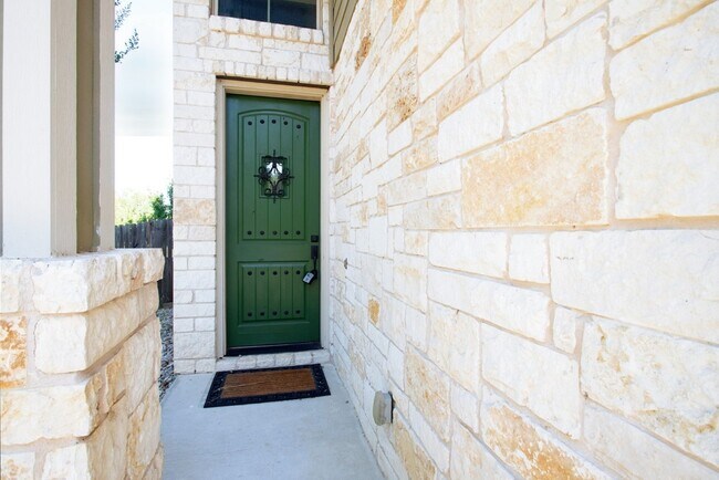 8406 Nicola Trail Austin, TX 78745 photo 4