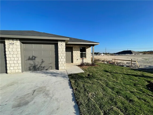 2404 Duntov Dr Temple, TX 76504 photo 2