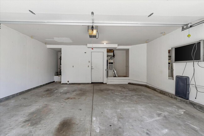18875 Biarritz Lane, Saratoga, CA 95070 photo 3