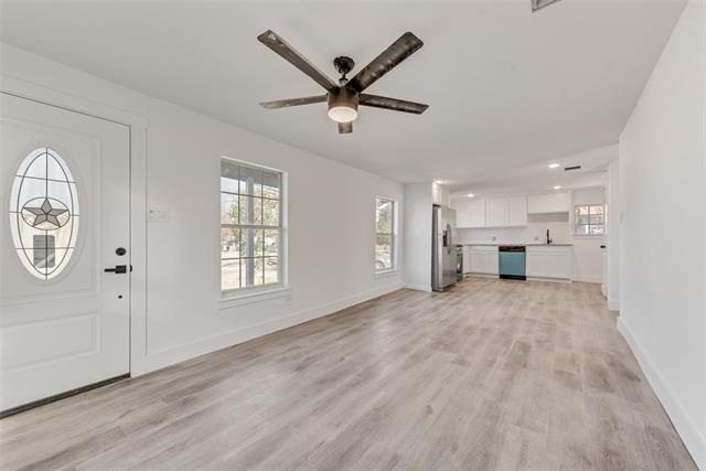 303 W Broad St Mansfield, TX 76063 photo 5