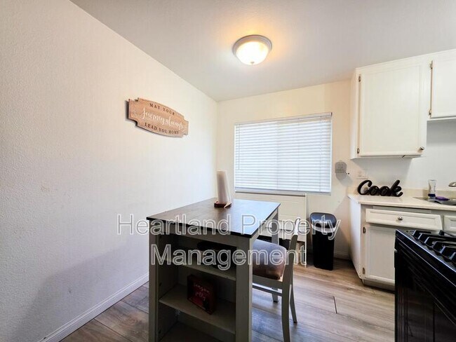 955 Imperial Beach Blvd Imperial Beach, CA 91932 photo 4