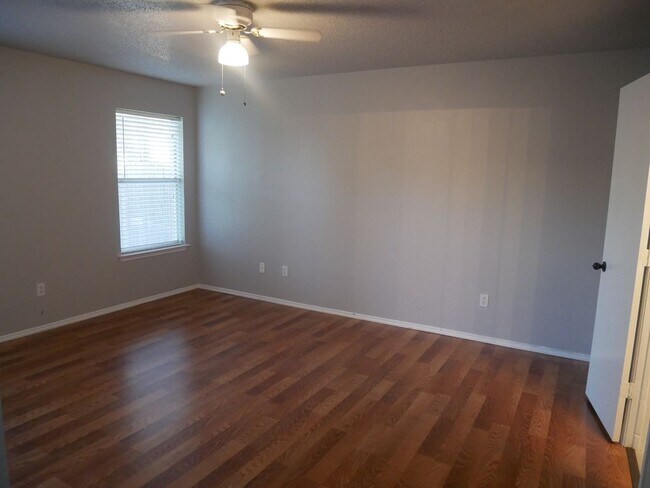 5905 James River Drive, Arlington, TX 76018 photo 5