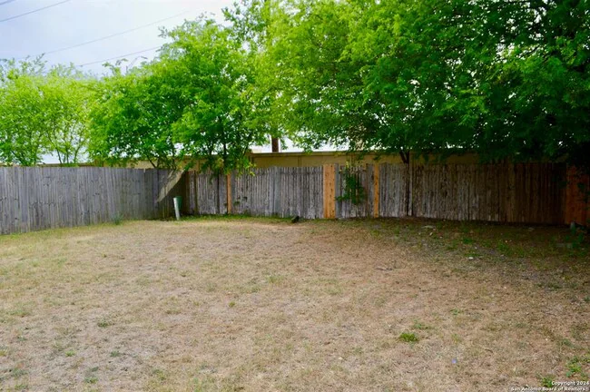 2415 Westgard Pass San Antonio, TX 78245 photo 4