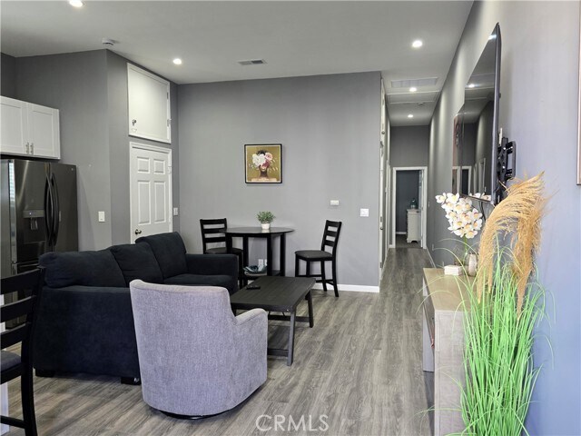 3173 K St San Diego, CA 92102 photo 3