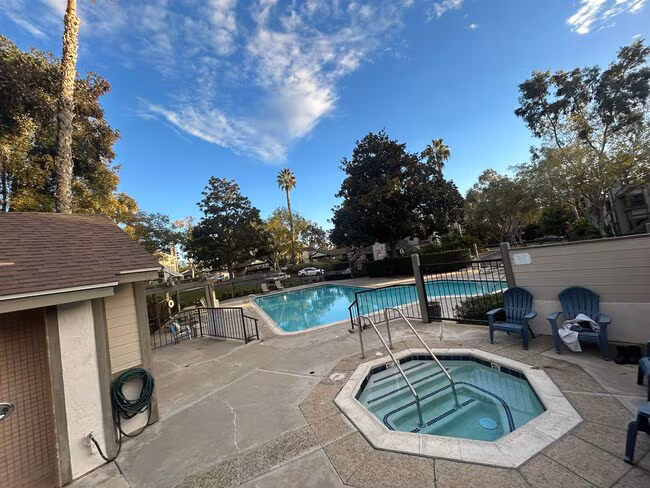 1941 Wellington Ln Vista, CA 92081 photo 4