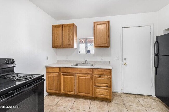 412 W 9th St Casa Grande, AZ 85122 photo 5