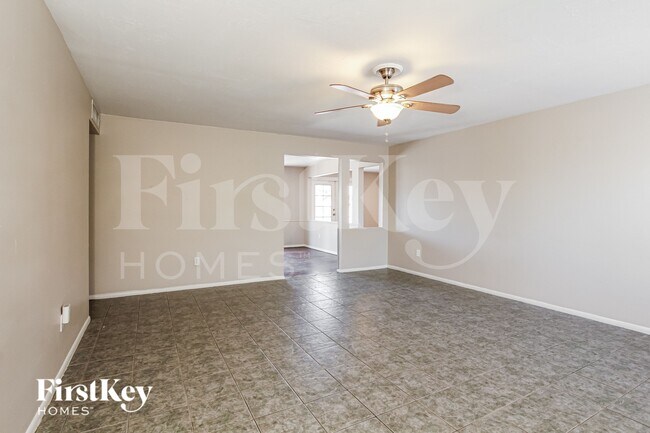 3733 E Eugie Ave Phoenix, AZ 85032 photo 3