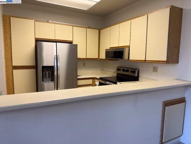 25850 Kay Ave Hayward, CA 94545 photo 5