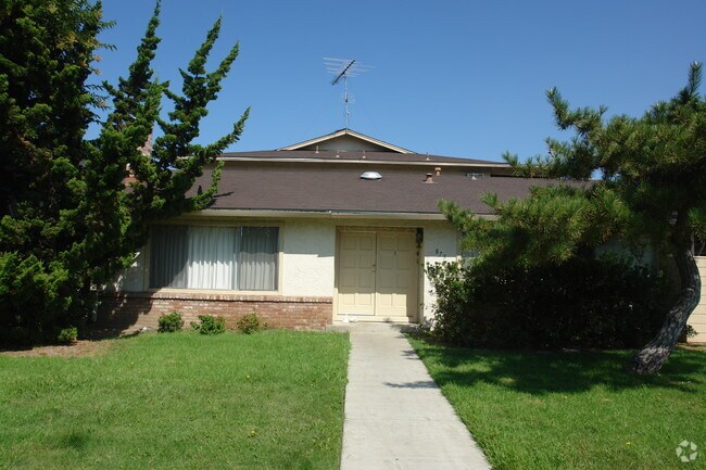 873 West Branham Lane, San Jose, CA 95136 photo 3