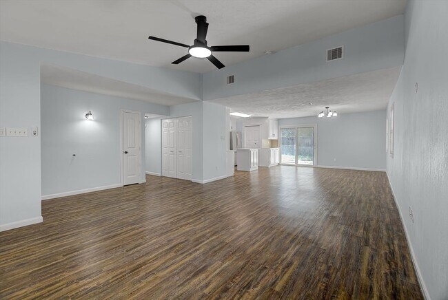 5702 Golden Grove Ln Spring, TX 77373 photo 4