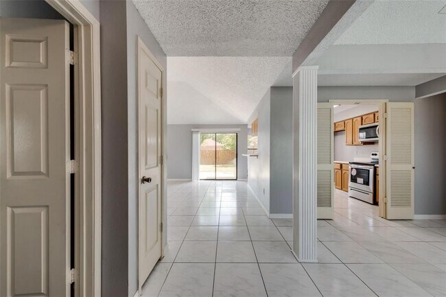 629 Thompson Drive, Coppell, TX 75019 photo 3