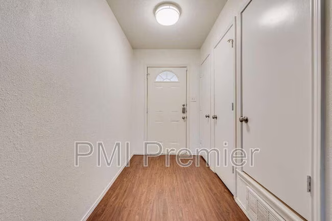 516 Roberts Dr Saginaw, TX 76179 photo 4