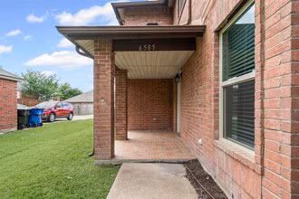 6505 Tara Ln Frisco, TX 75035 photo 2