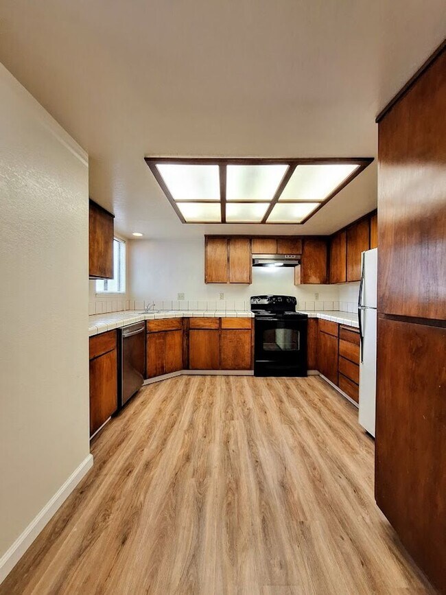 2461 Sequester Court, San Jose, CA 95133 photo 3