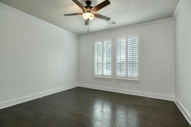 11233 Avery Station Loop Austin, TX 78717 photo 5
