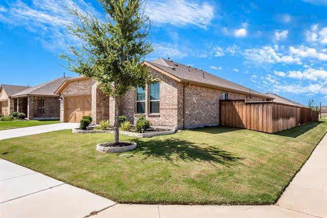 4101 Alcott Lane, Aubrey, TX 76227 photo 2