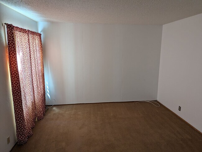 1245 20th Ave San Francisco, CA 94122 photo 2