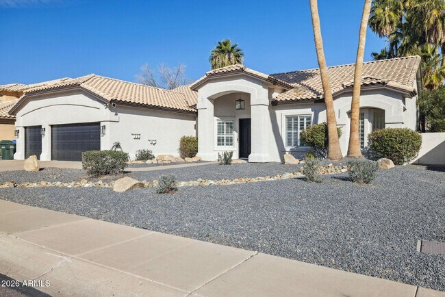 2732 E Hillery Dr Phoenix, AZ 85032 photo 4
