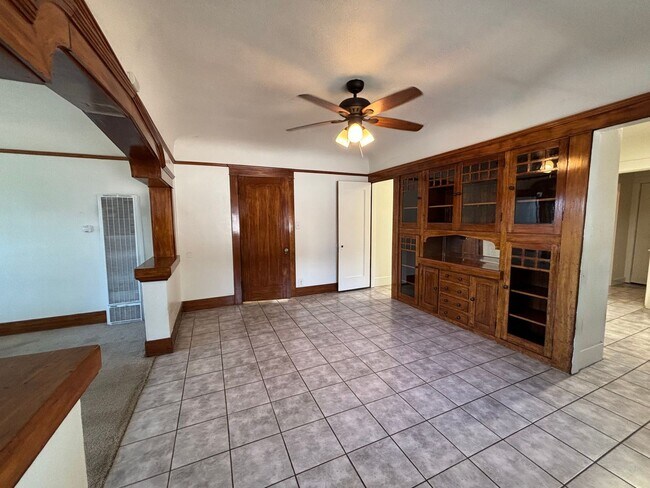 3838 Superior St San Diego, CA 92113 photo 5