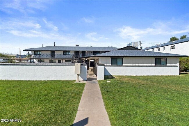 502 E Mariposa St Phoenix, AZ 85012 photo 4