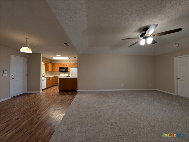 1666 Lantana Cir New Braunfels, TX 78130 photo 5