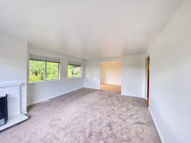 Letitia Ave S. (4051) photo 2