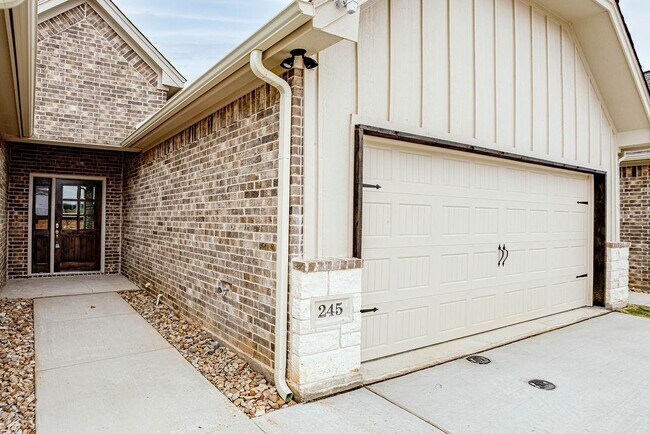 245 Honor Code Place, Granbury, TX 76049 photo 2