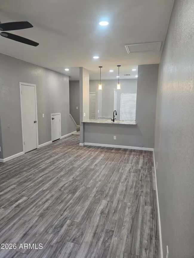 18838 N 34th Dr Phoenix, AZ 85027 photo 4