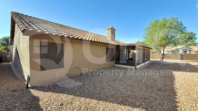 214 N Silverado St Gilbert, AZ 85234 photo 4