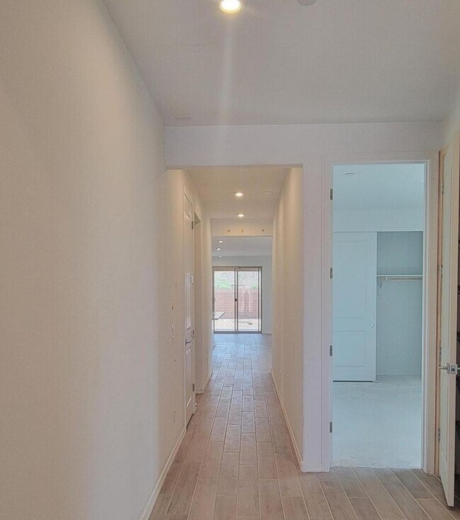 Brand new home in Vistancia/ photo 2