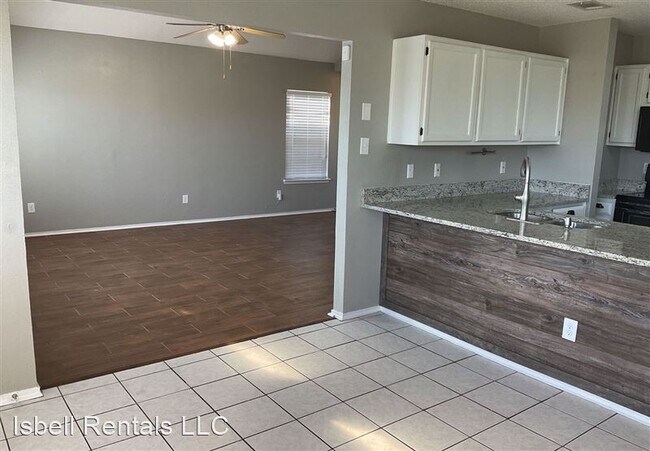 2207 Schwald Rd Killeen, TX 76543 photo 3