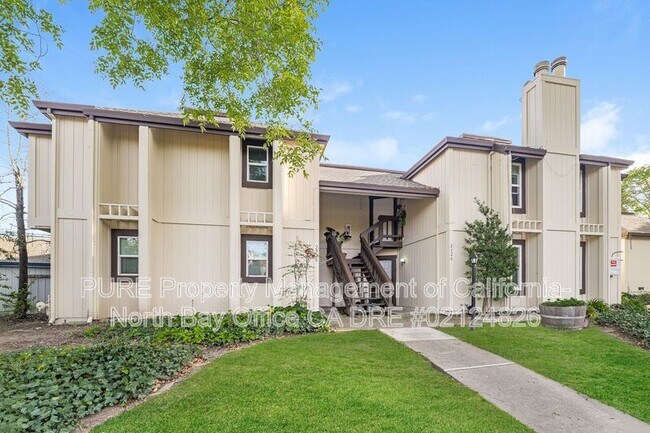 2326 Tachevah Dr Santa Rosa, CA 95405 photo 2
