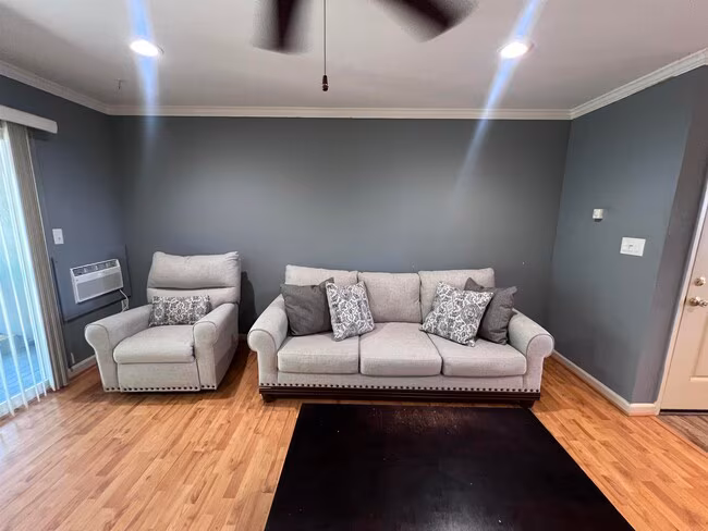 1009 Murrieta Blvd Livermore, CA 94550 photo 3