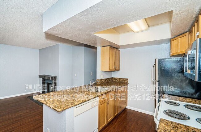 2852 C St San Diego, CA 92102 photo 3