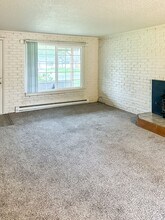 10312 13th St Ct E Puyallup, WA 98372 photo 5